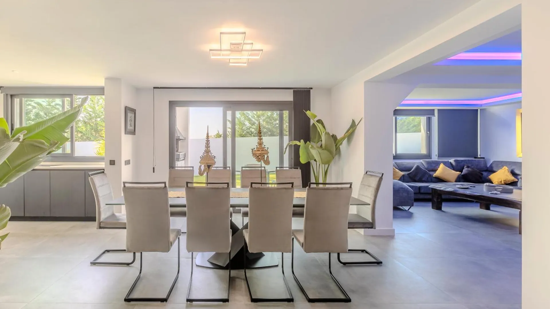 Luxury Villa Amazing Location Marbella 0*,