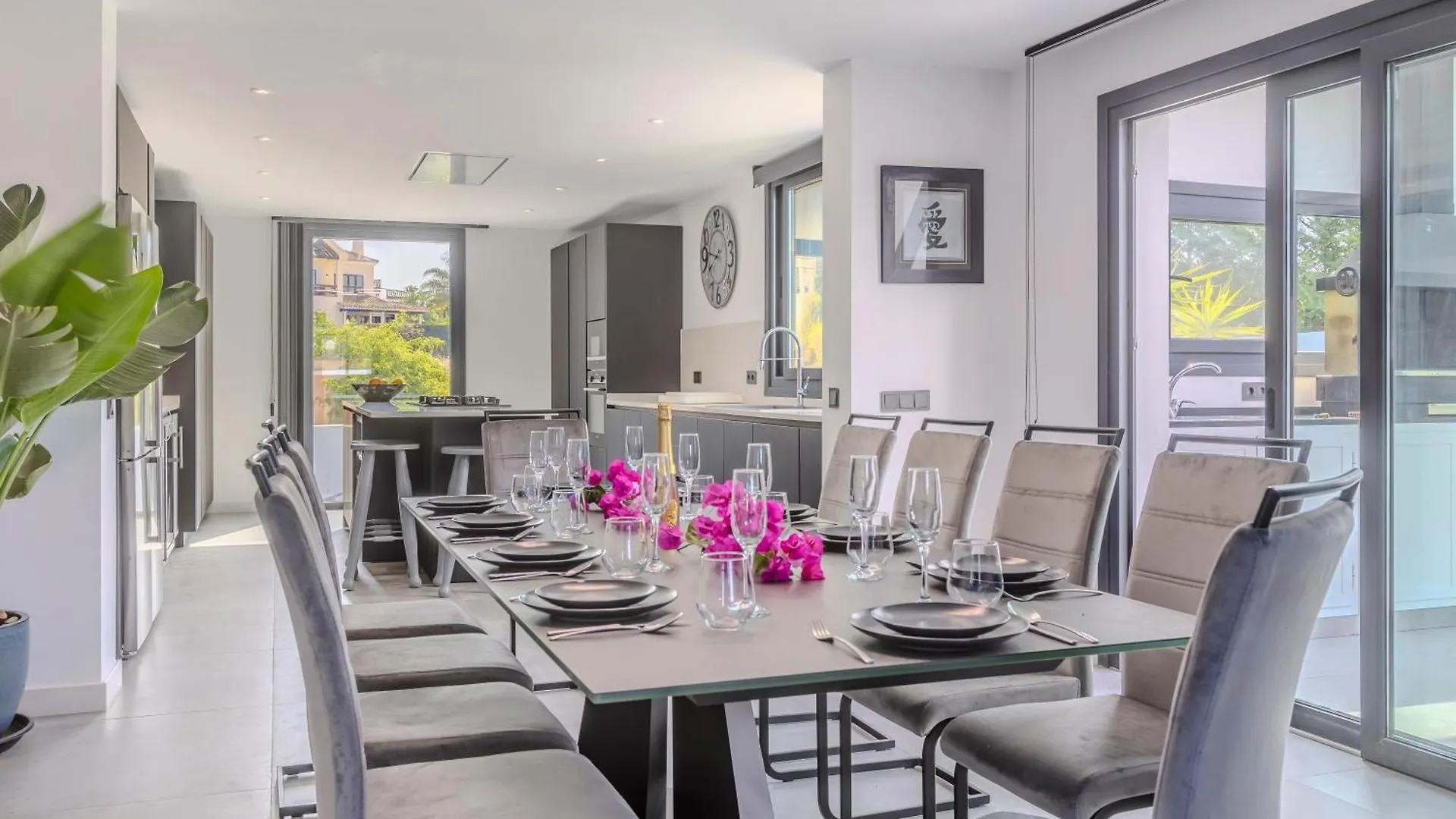 Luxury Villa Amazing Location Marbella