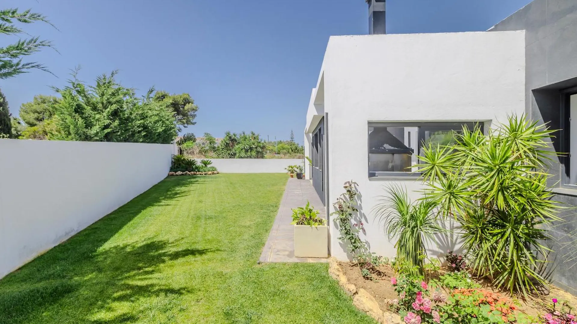 Luxury Villa Amazing Location Marbella 0*,  Spanyolország