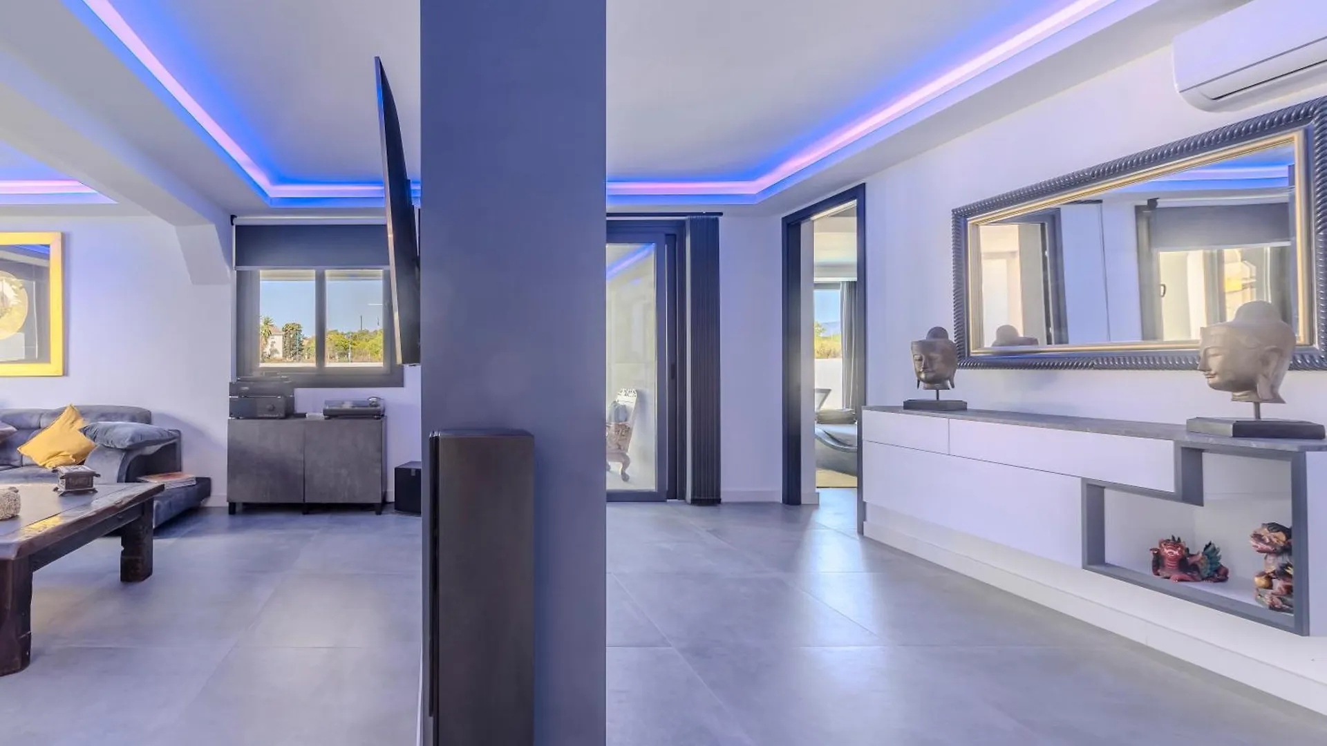 Luxury Villa Amazing Location Marbella 0*,  Spanien