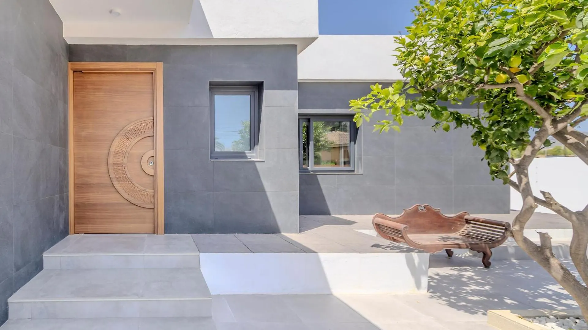 Luxury Villa Amazing Location Marbella Spanien